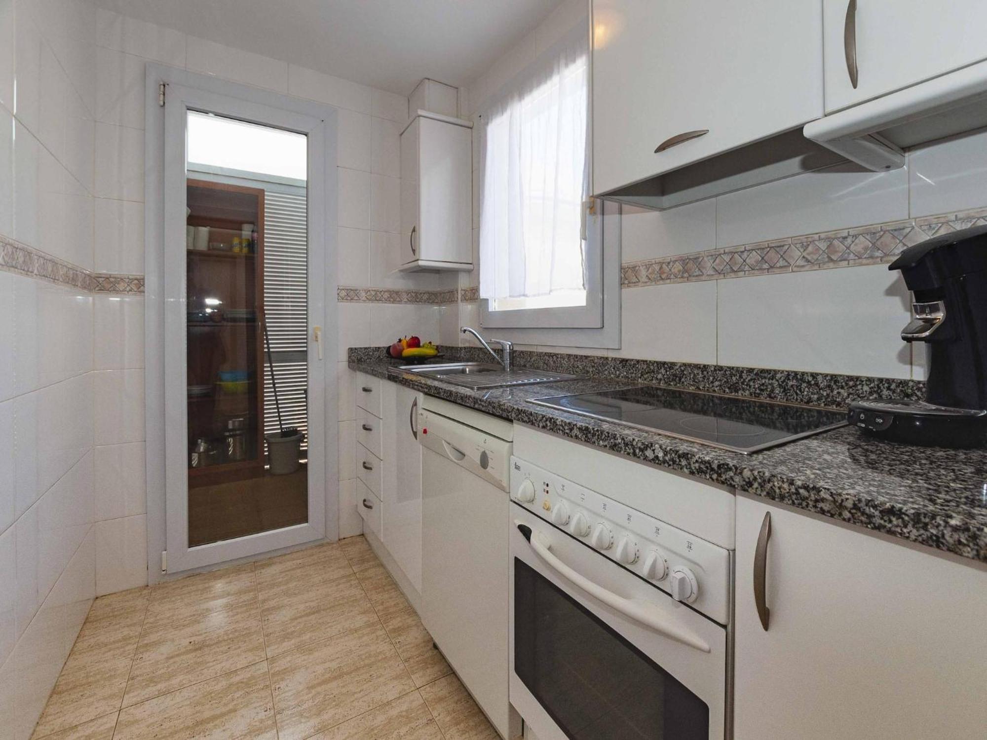 Appartement In Near Roses