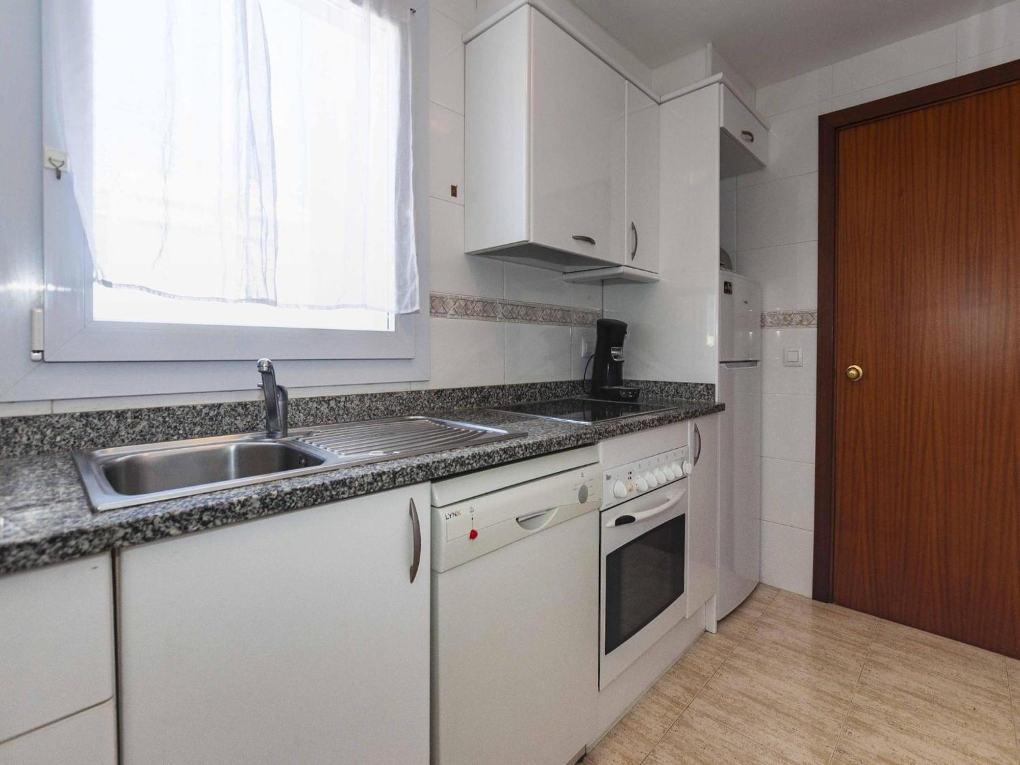 Appartement In Near Roses